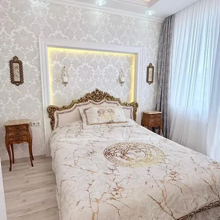 Luxury Classic Apartment *